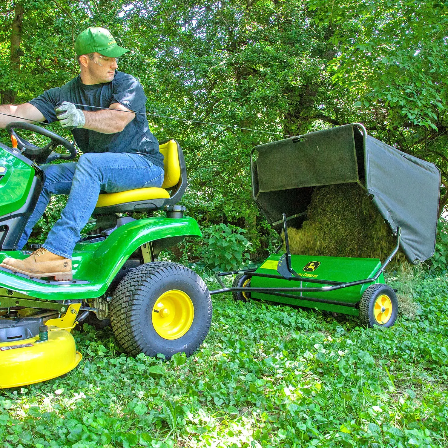LPSTS42JD: Tow-Behind Lawn Sweeper, 42 Inch | Shop.Deere.com